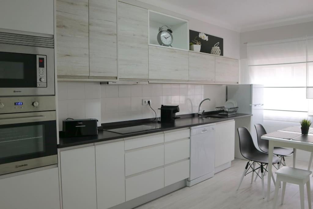 Beautiful And Cozy Flat Close To Beach And Center Λάγος Εξωτερικό φωτογραφία